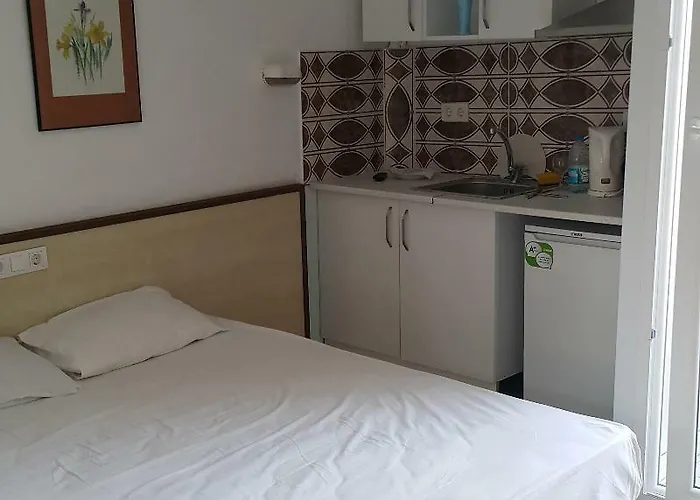 Delphin Готель Сіде