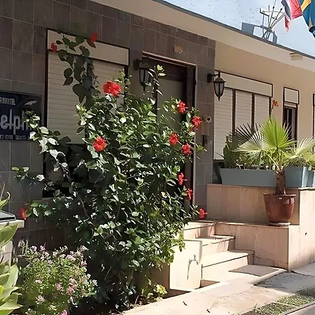 Delphin Hotel Side