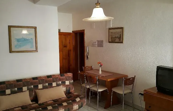 Szálloda Delphin 3*