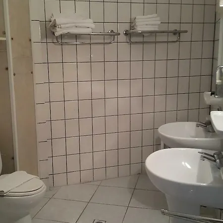 Ξενοδοχείο Delphin 3*